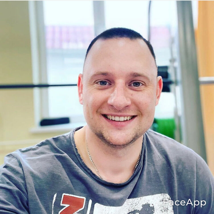  30572588  Andrey, 42 ,    