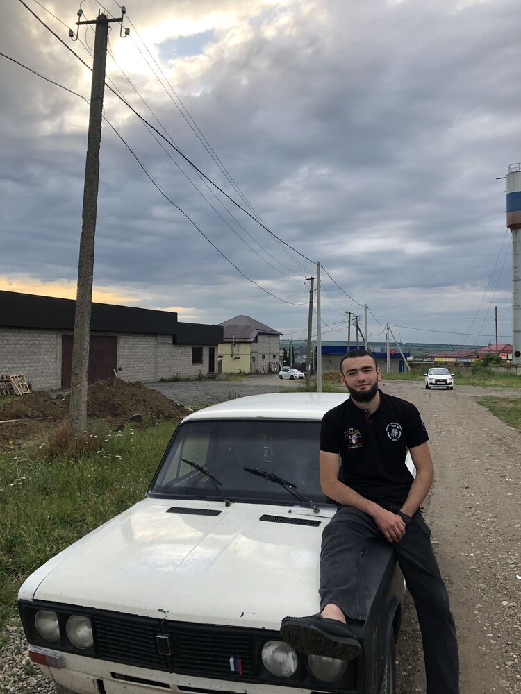  28184978  , 21 ,    