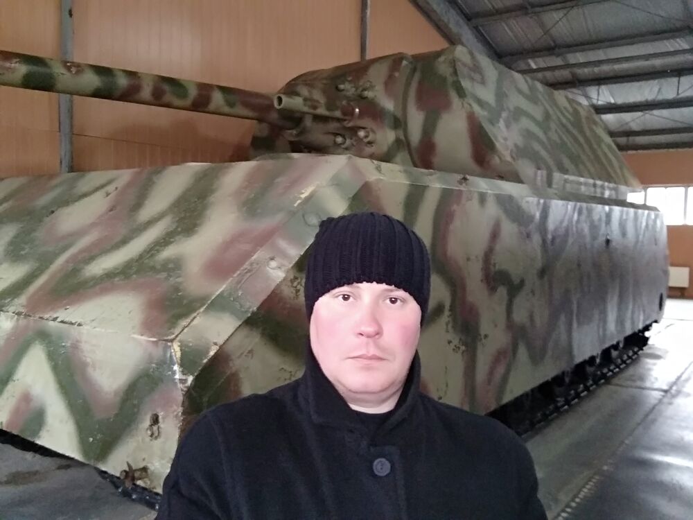 ���� 30847858 ������� �����, 44 ����, ���� ���������� � �����-����������