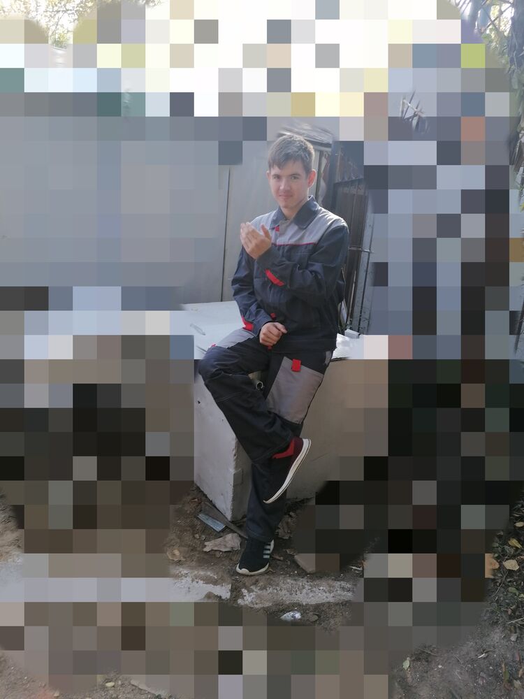  28528338  , 23 ,    