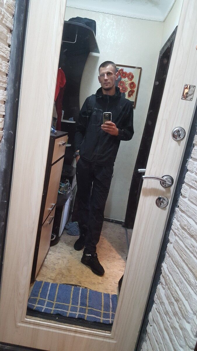  ,   Lui, 30 ,   ,   , c 