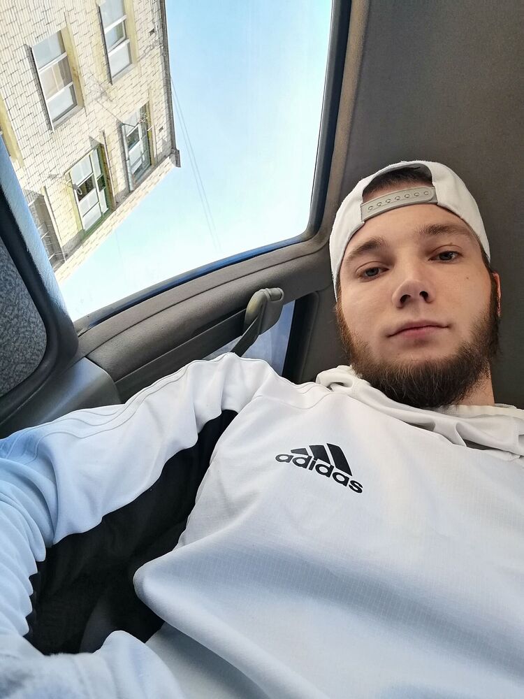 ���������� �����������-��-�����, ���� ������� Krava, 28 ���, ������������ ��� ������, ����� � ���������, c�������� ���������