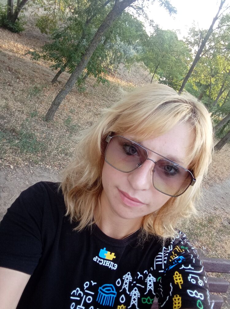  45421198  Irina, 24 ,    