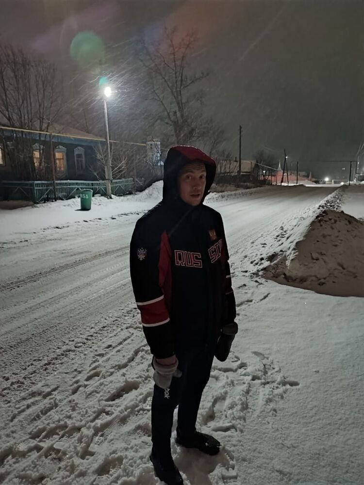 ,   Anatoly, 32 ,   ,   