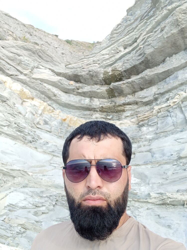  46078448  , 34 ,    