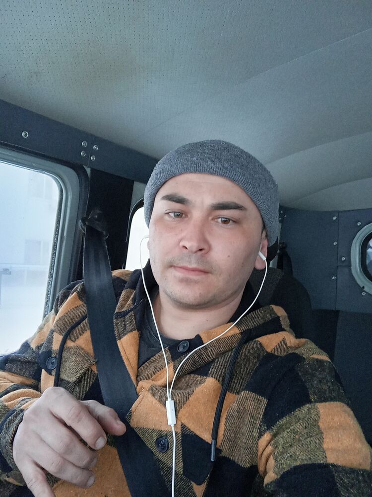  32621718  , 35 ,     