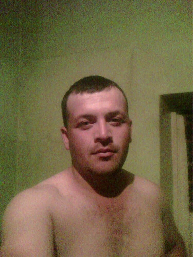  5906398  Oliver, 33 ,    