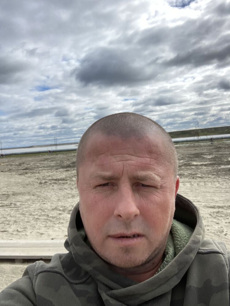  38099068  , 43 ,    