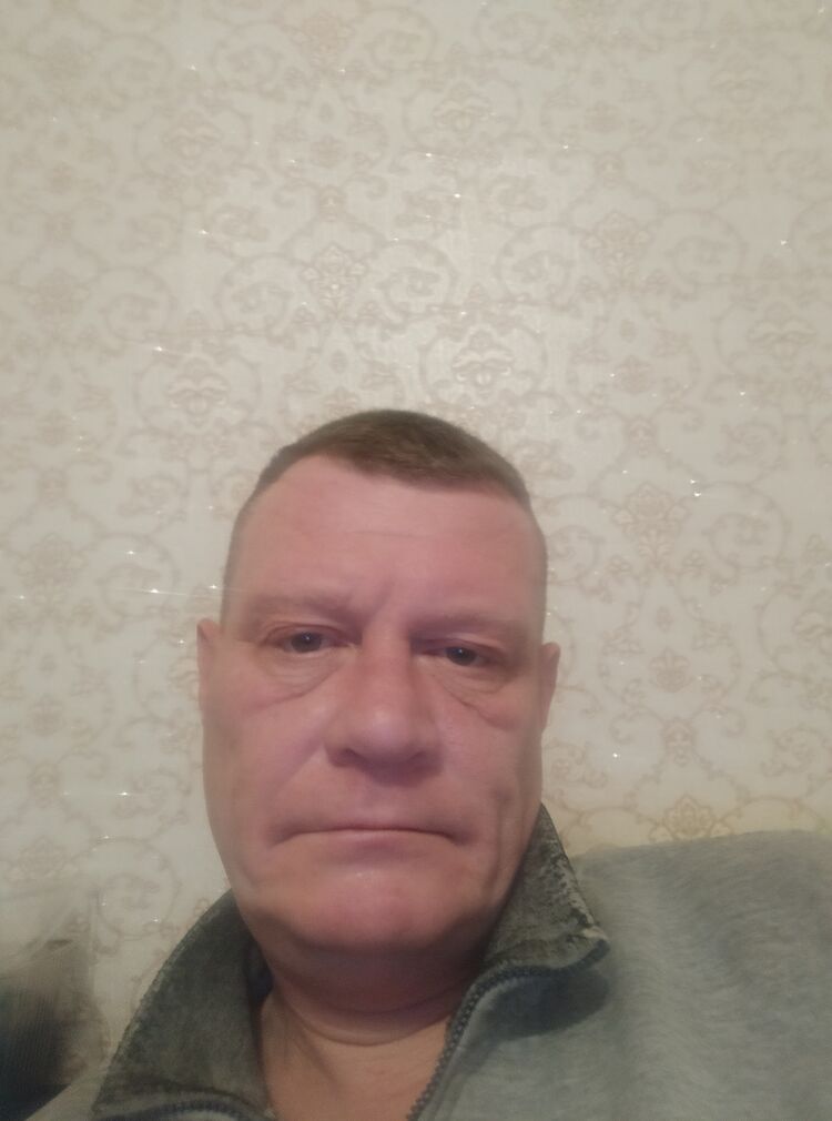  40954898  , 44 ,     