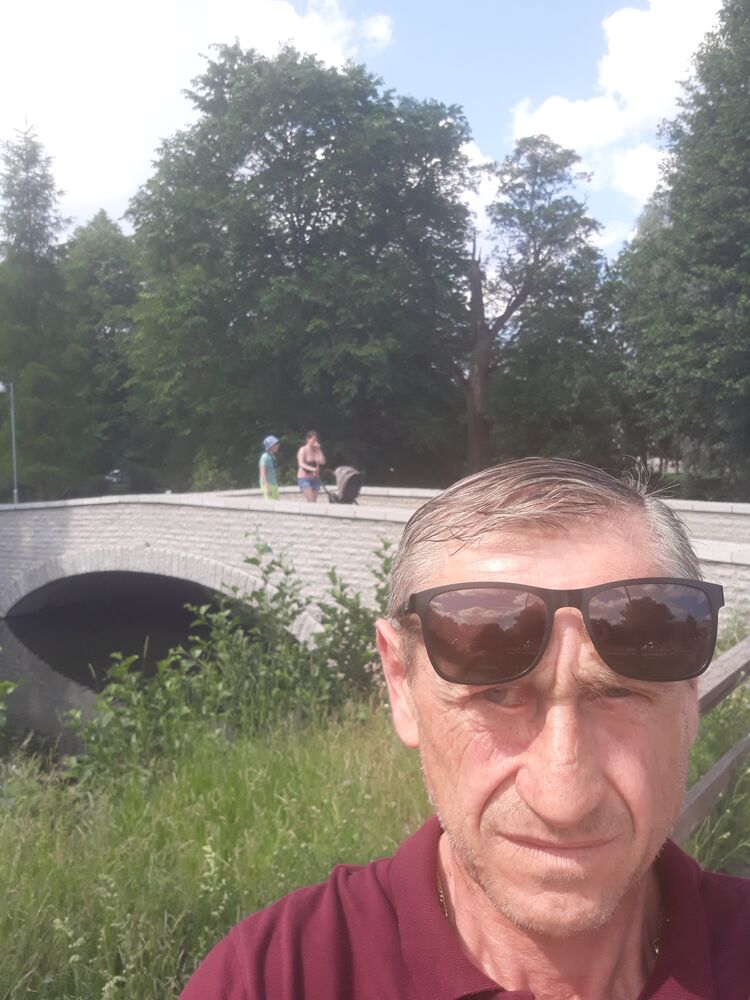  27487488  , 51 ,    