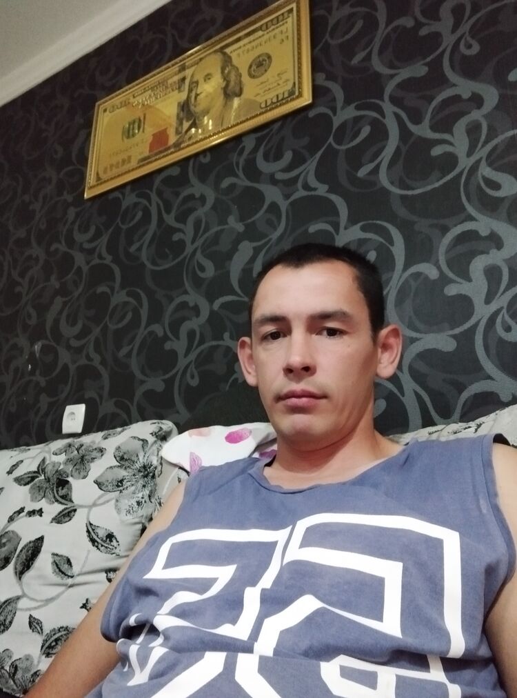  ,   Ruslan, 38 ,   ,   , 