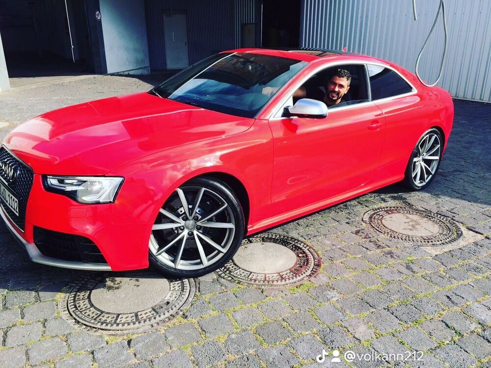  27561568  Volkan, 37 ,    