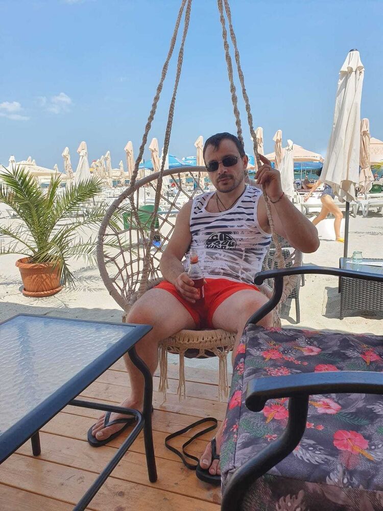  ,   Constantin, 40 ,   ,   , c 