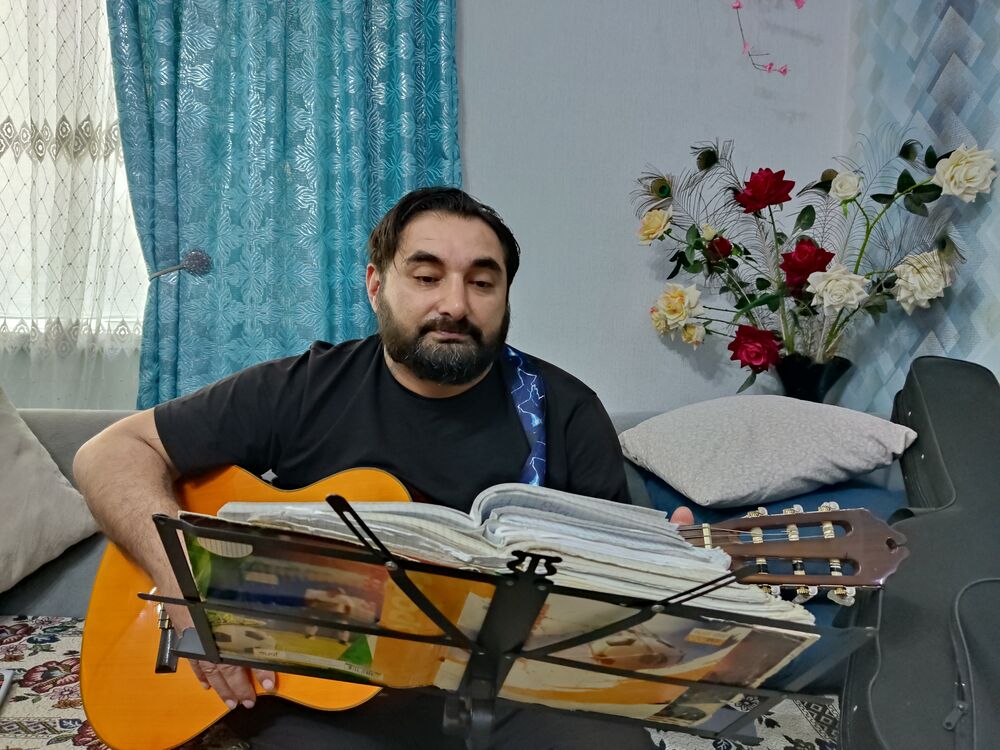  ,   Musa, 44 ,   ,   