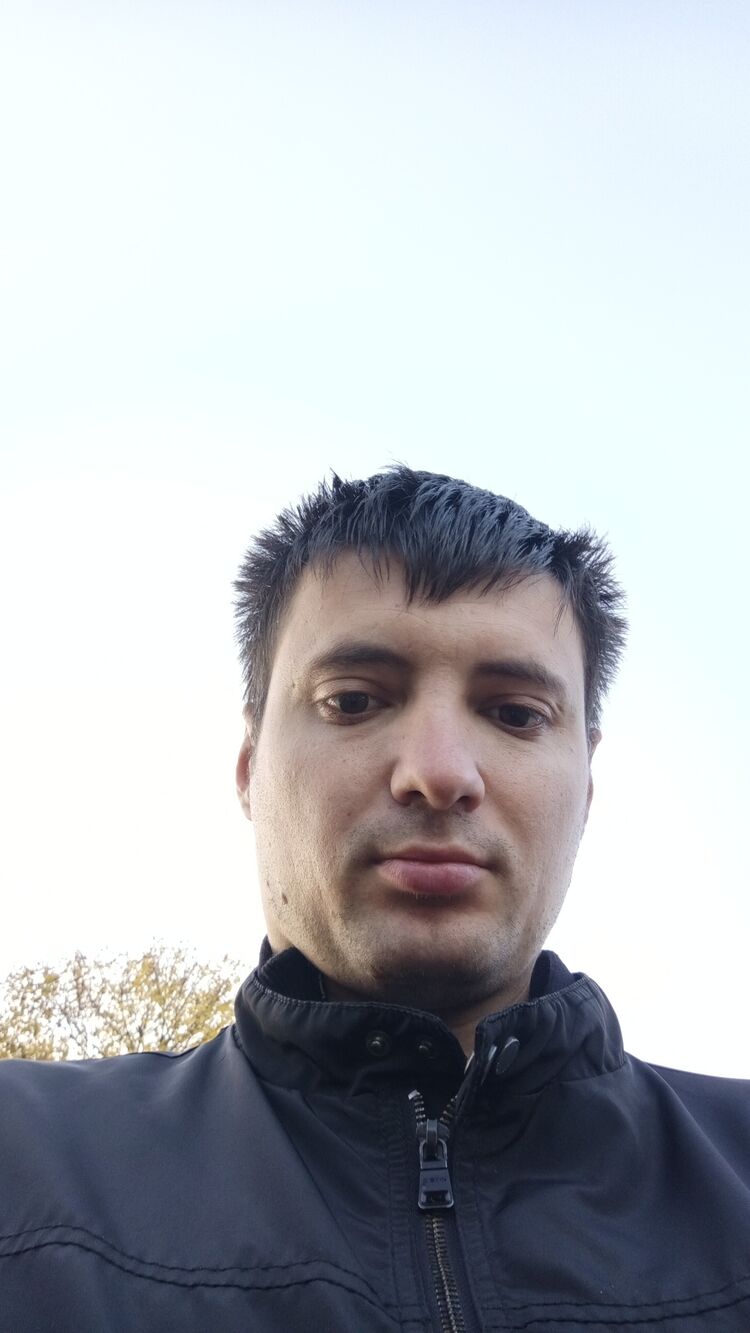  48521718  , 33 ,    