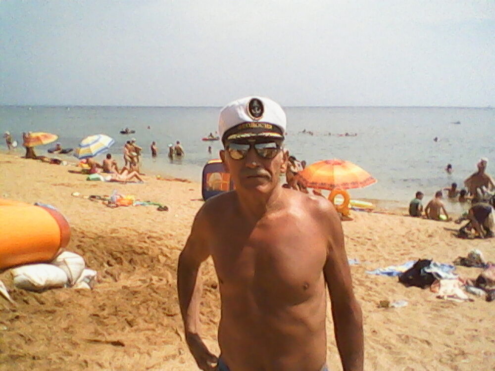  6165958  NIKOLAY, 73 ,    