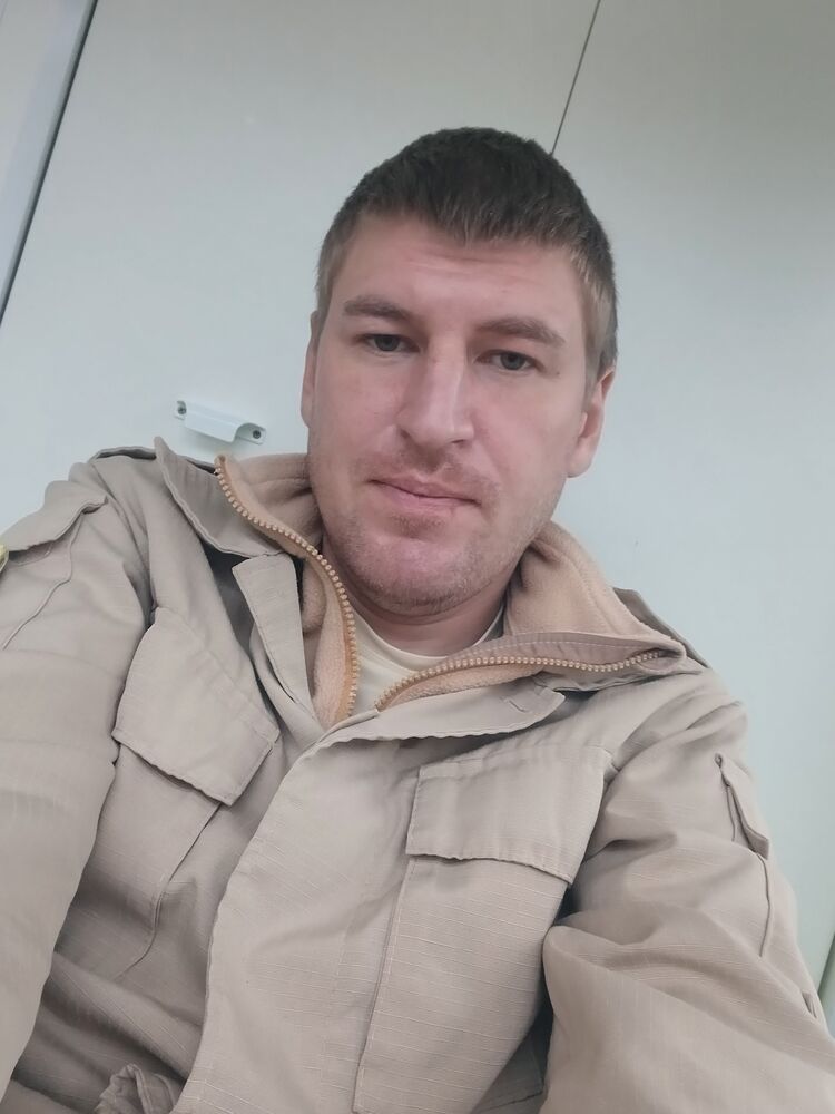  43888568  , 32 ,    