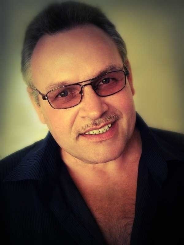  17154558  Oleg, 61 ,    