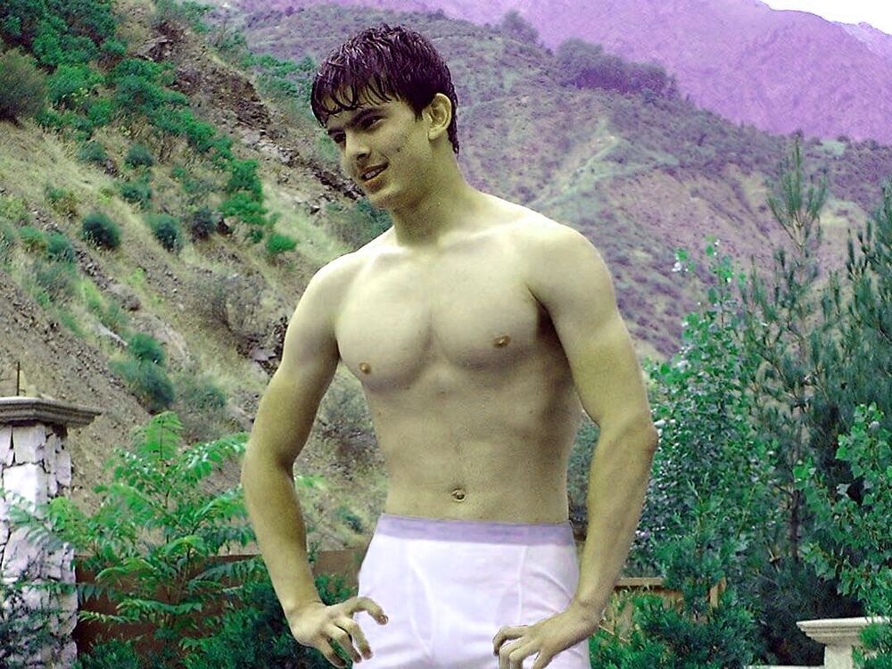  ,   Mehroj, 34 ,   , 