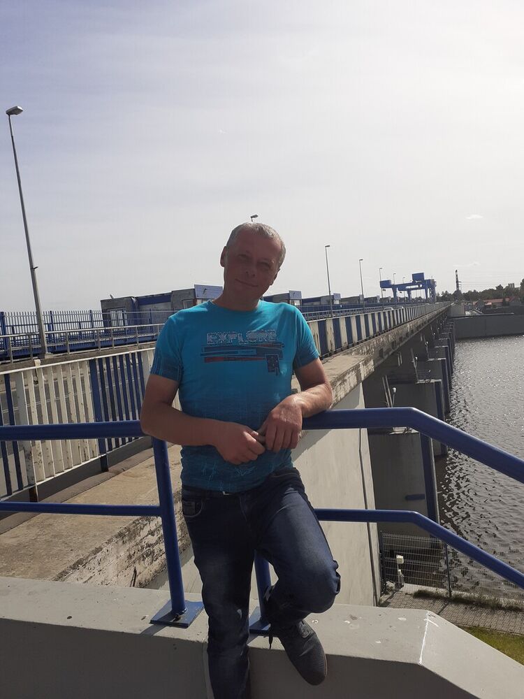  21170148  Ryslan, 50 ,    