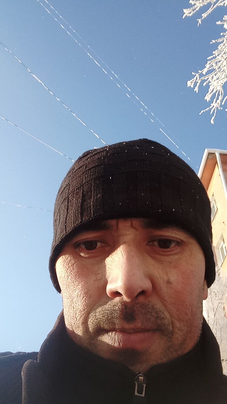  48650868  , 40 ,    
