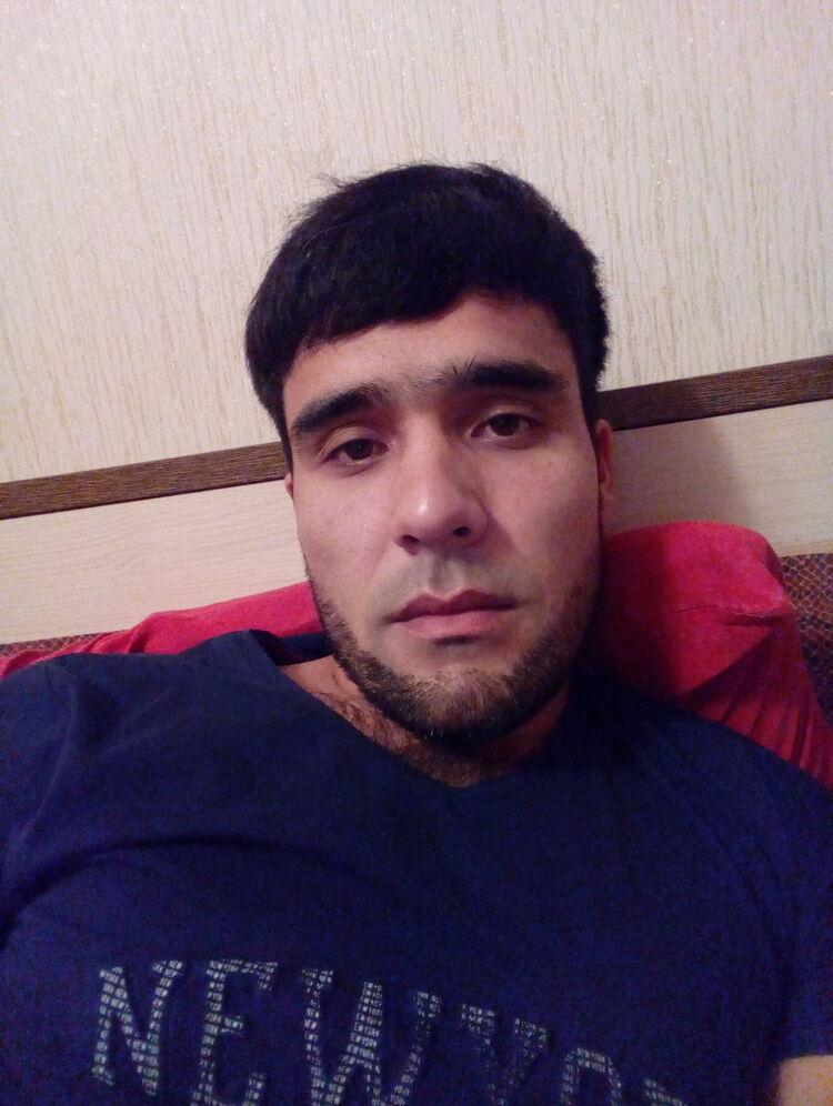  12725028  Timur, 34 ,    