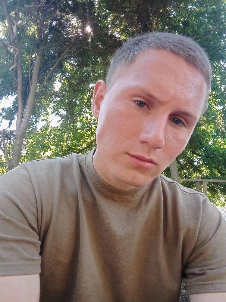  30832198  Nikita, 26 ,    