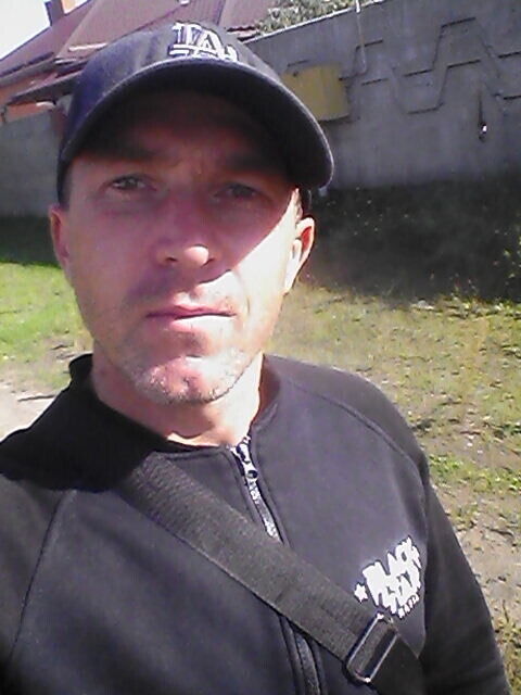  21383238  , 44 ,    