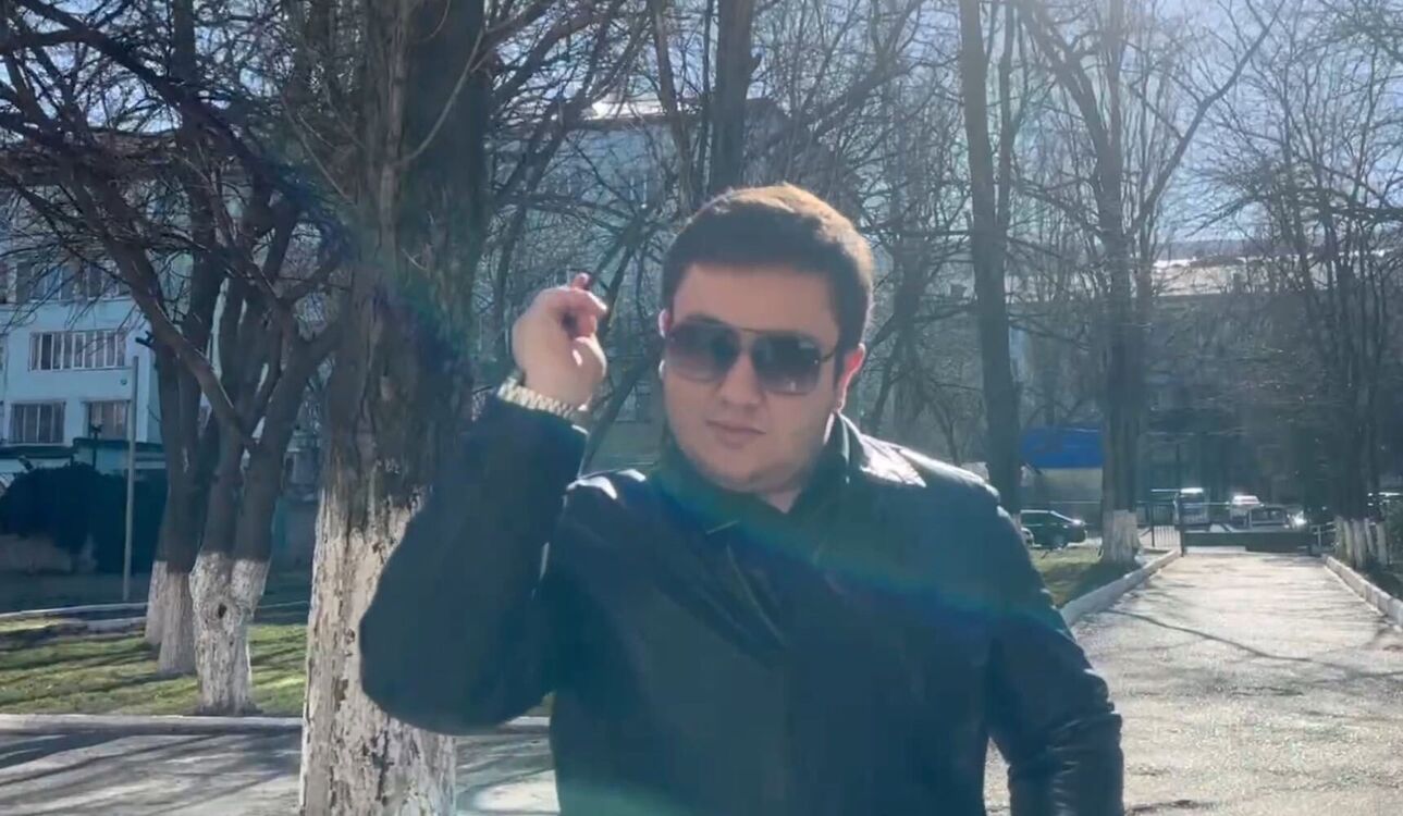  54104838  , 21 ,    Deleted