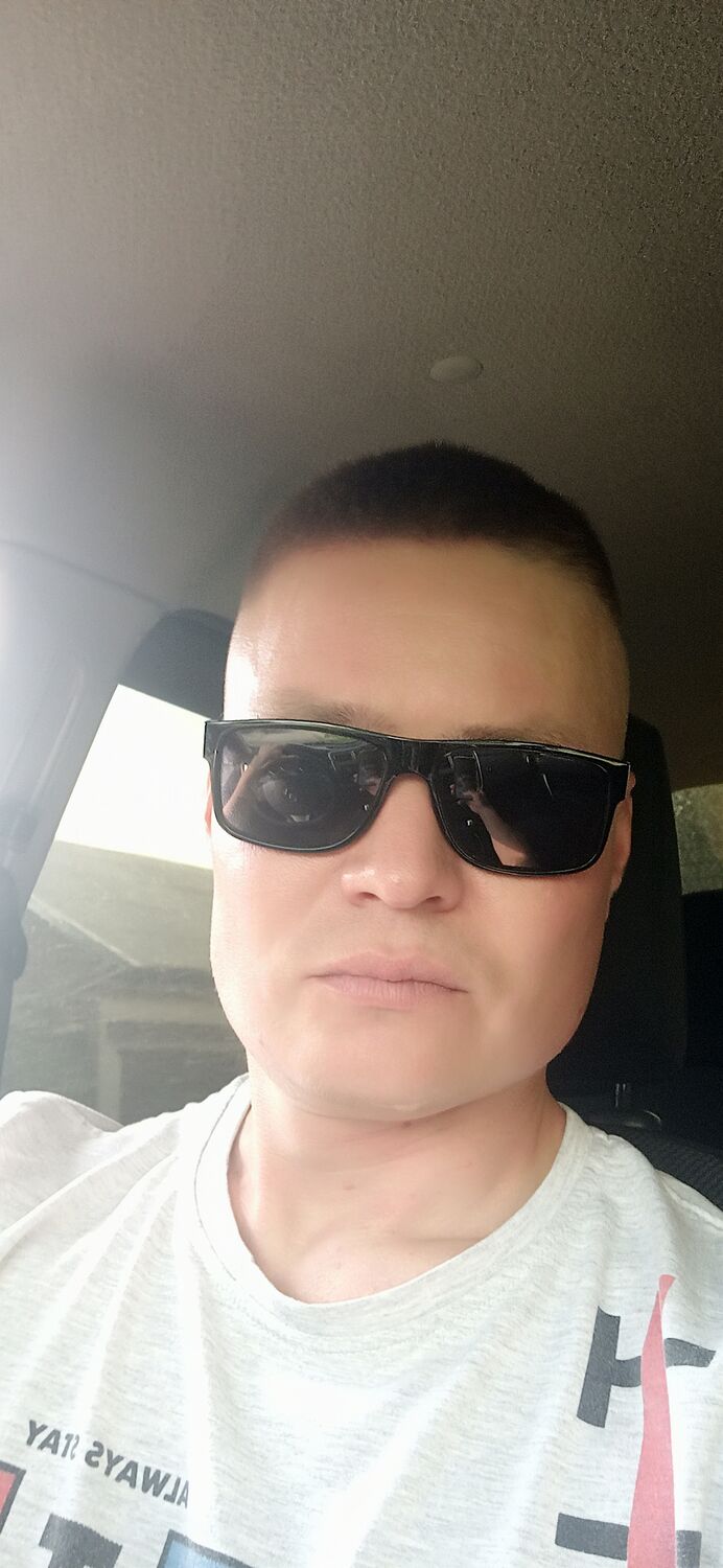  33085048  , 36 ,    