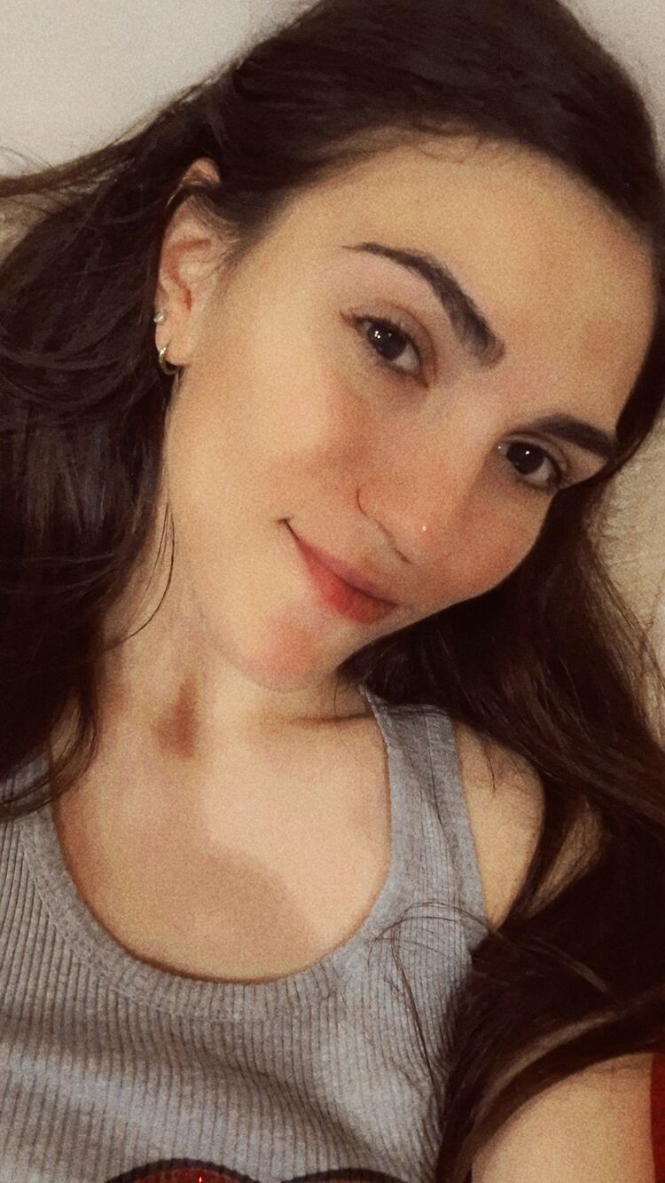  46715668  , 28 ,    