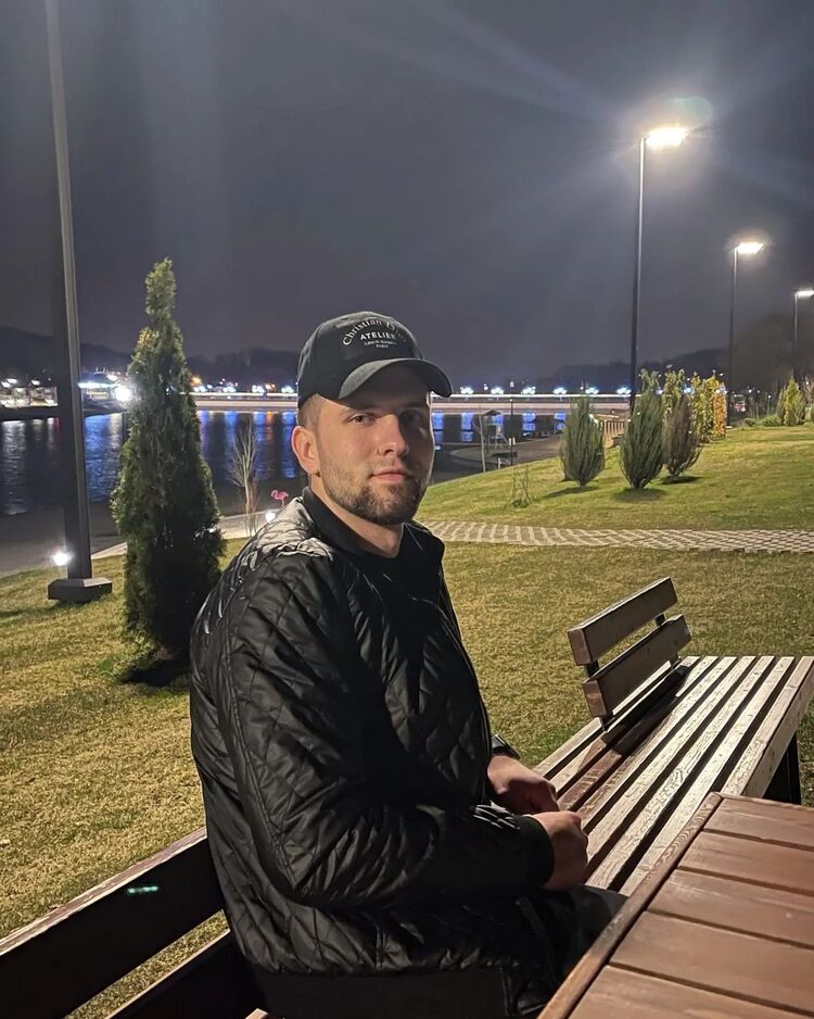 ���� 42889028 ����� ���������, 24 ����, ���� ���������� � ����������