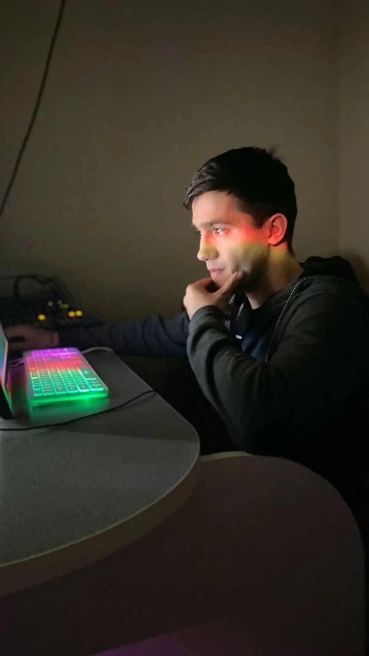  -,   , 27 ,   ,   