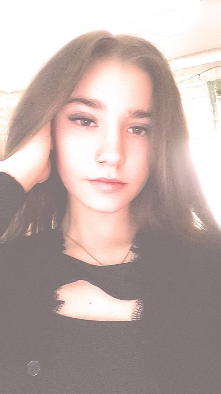  46929638  , 21 ,    