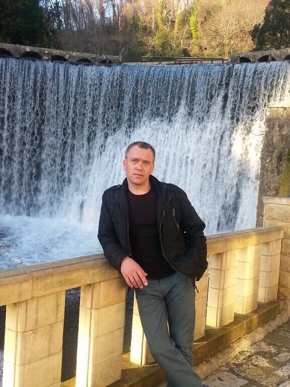  23985198  Aleksandr, 46 ,    