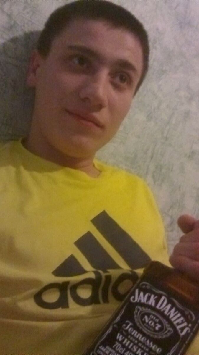  5209908  Artem777, 33 ,    