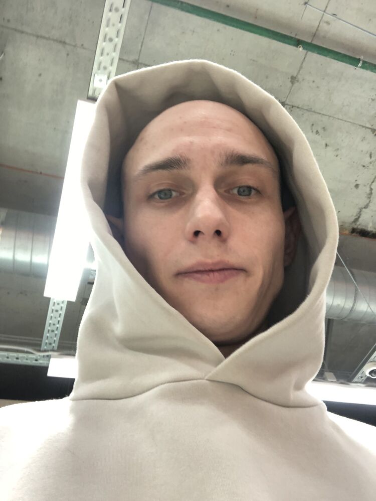  27998198  , 29 ,    