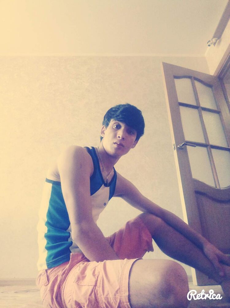  ,   Isroil, 33 ,   ,   