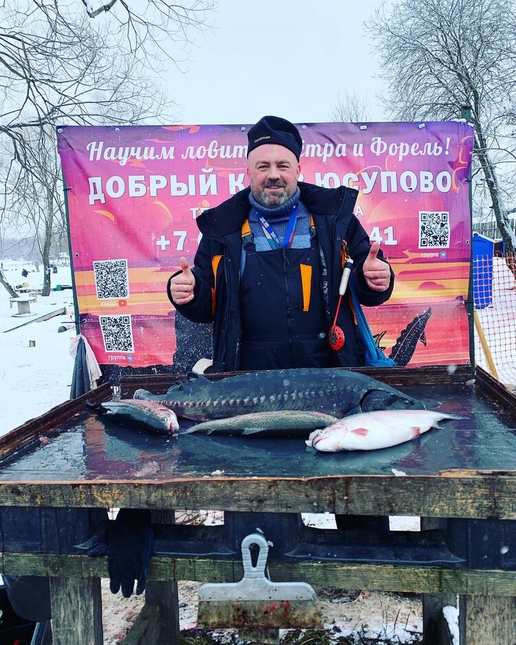  34208558  Aleksei, 43 ,    