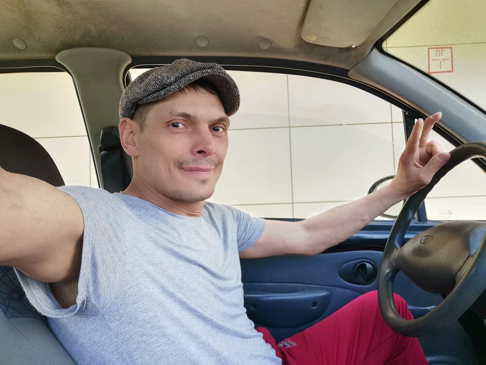  26944968  Evgeniy, 44 ,    