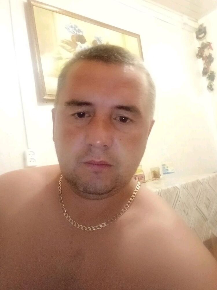  54456748  Denis, 41 ,    -