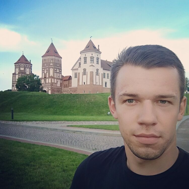  ,   Maksim, 31 ,   ,   , c 