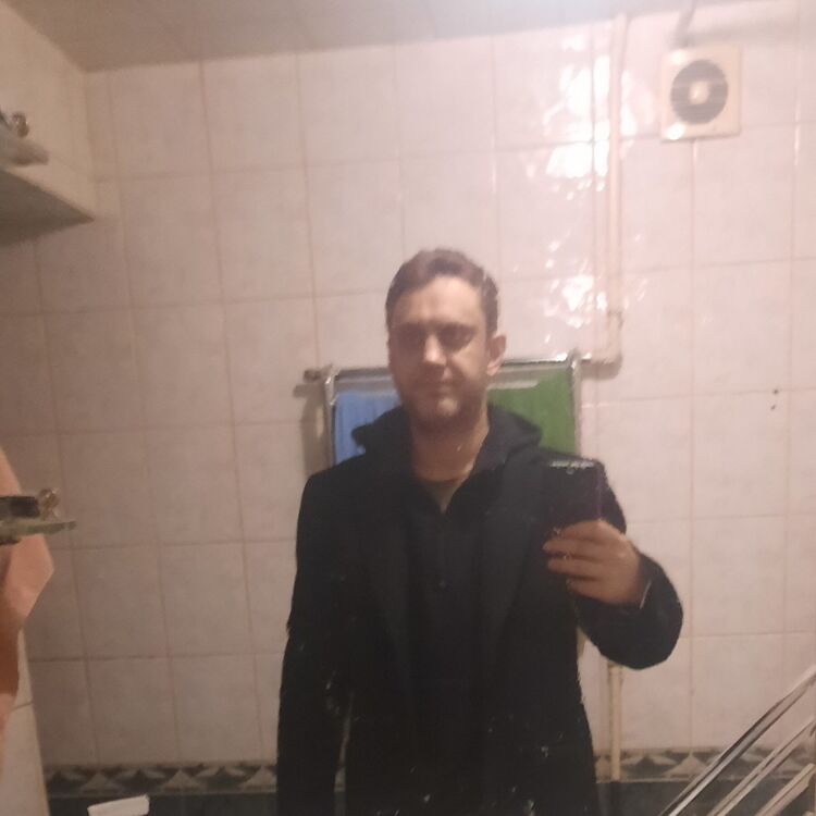  32861948  , 40 ,    