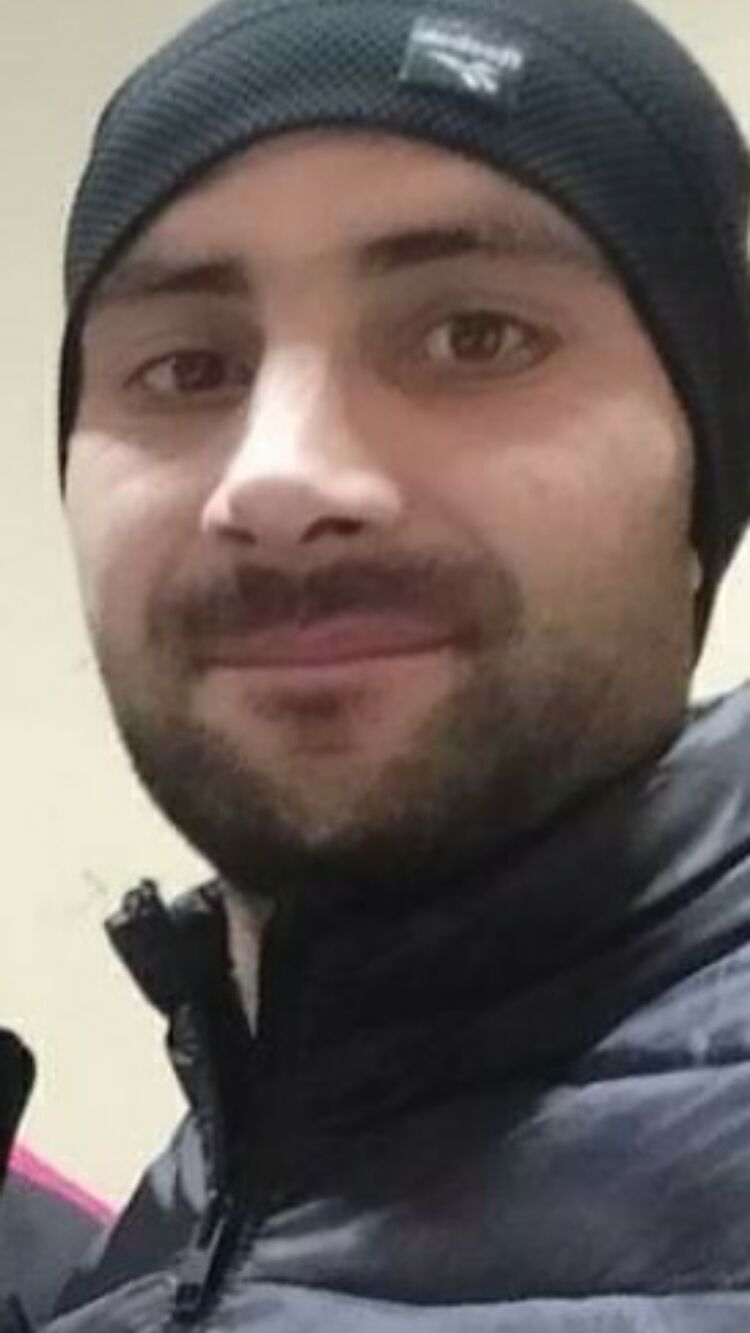  22712498  Edgar, 38 ,    