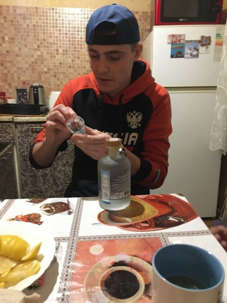  29588268  , 25 ,    