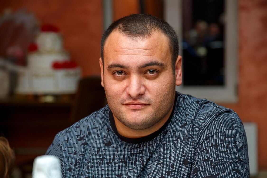 ���� 18406528 ������� �����, 37 ���, ���� ���������� � ������������