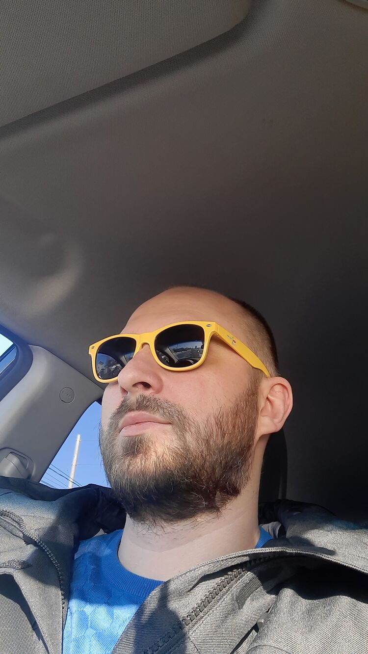  52671428  , 39 ,    