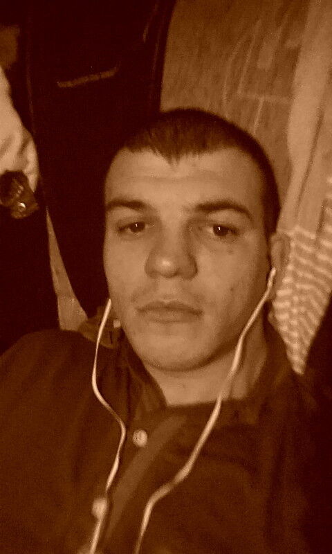  16031878  Andreu, 33 ,    