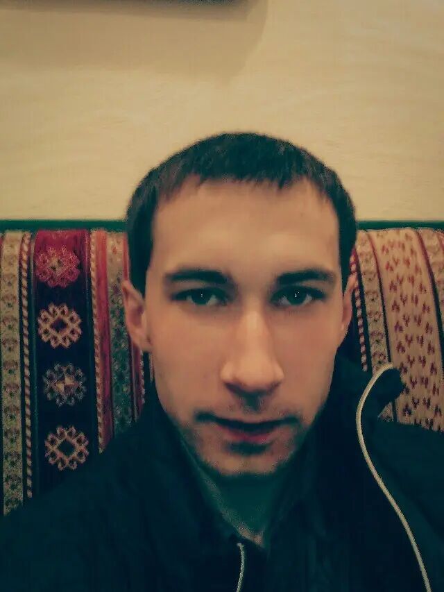  48805068  Anton, 34 ,    