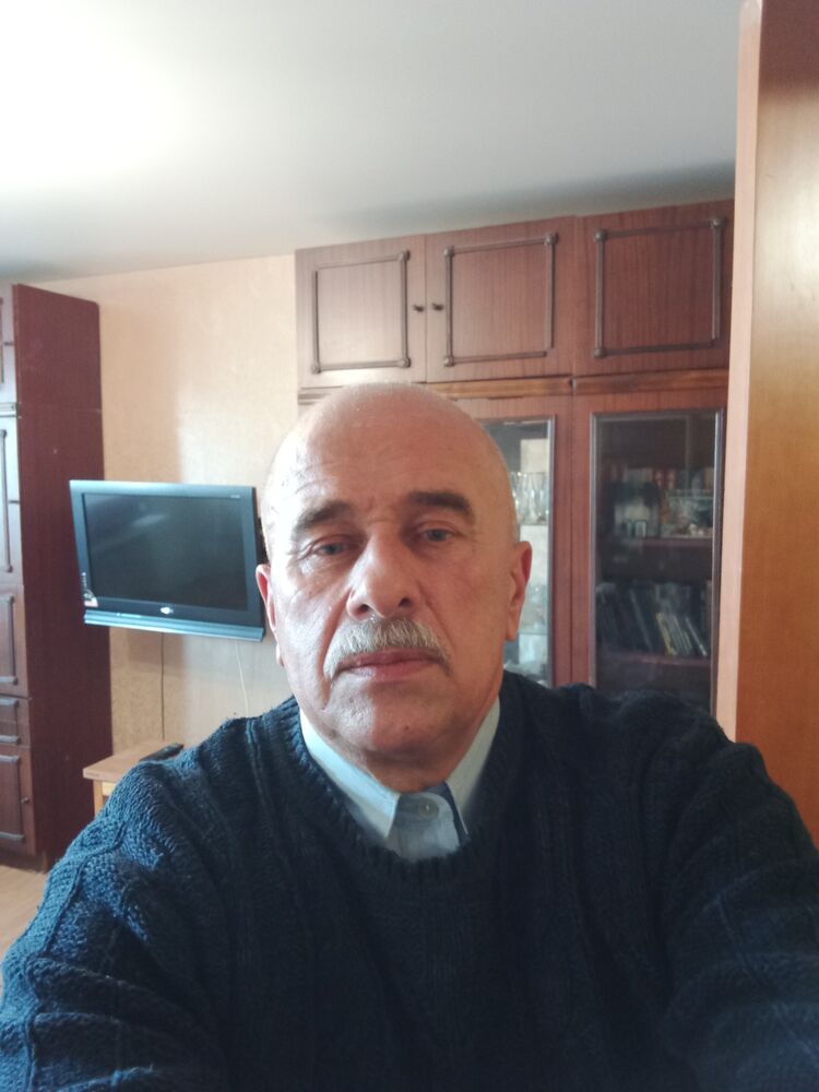  43755928  , 63 ,    
